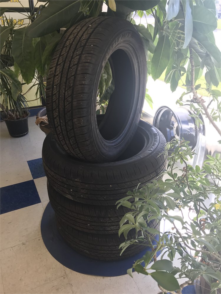 Wheeler Dealer Bitz Tire & Service Set of 4 Take off West Lake